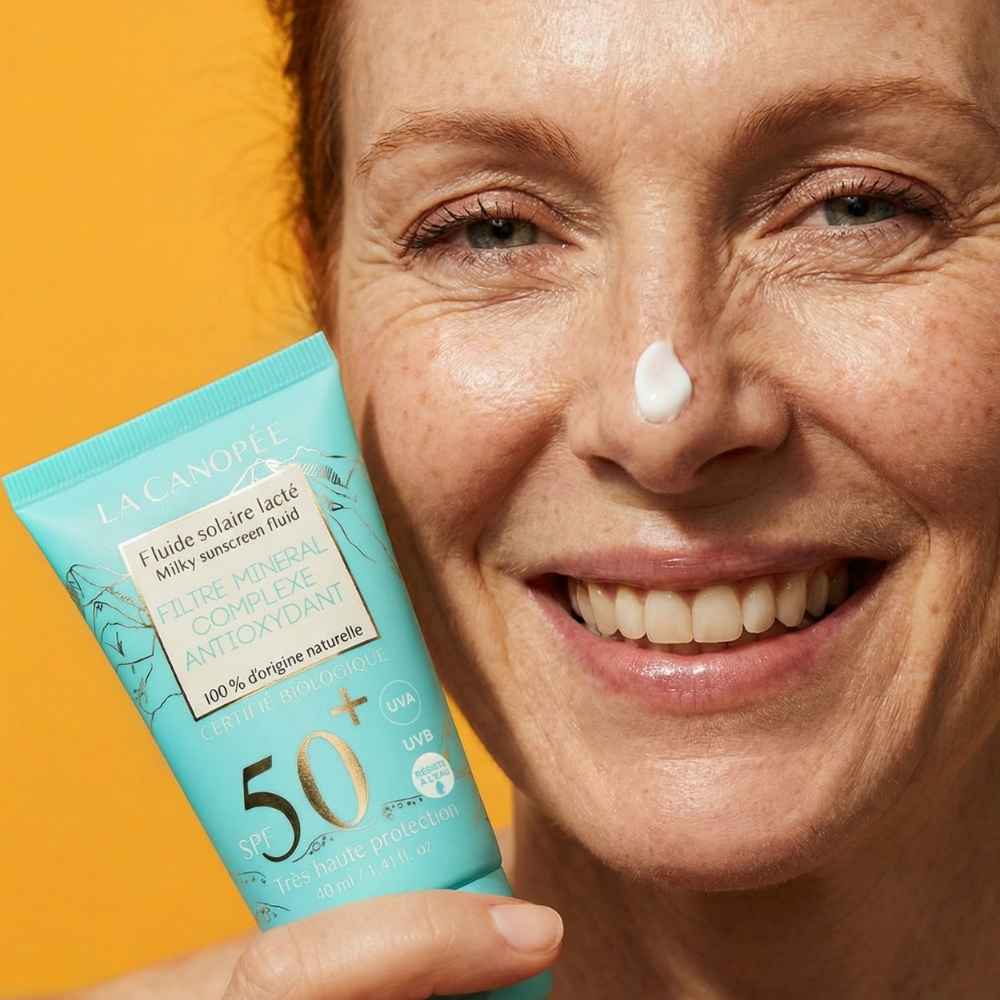 application sur visagefluide solaire spf50 + minéral la canopee