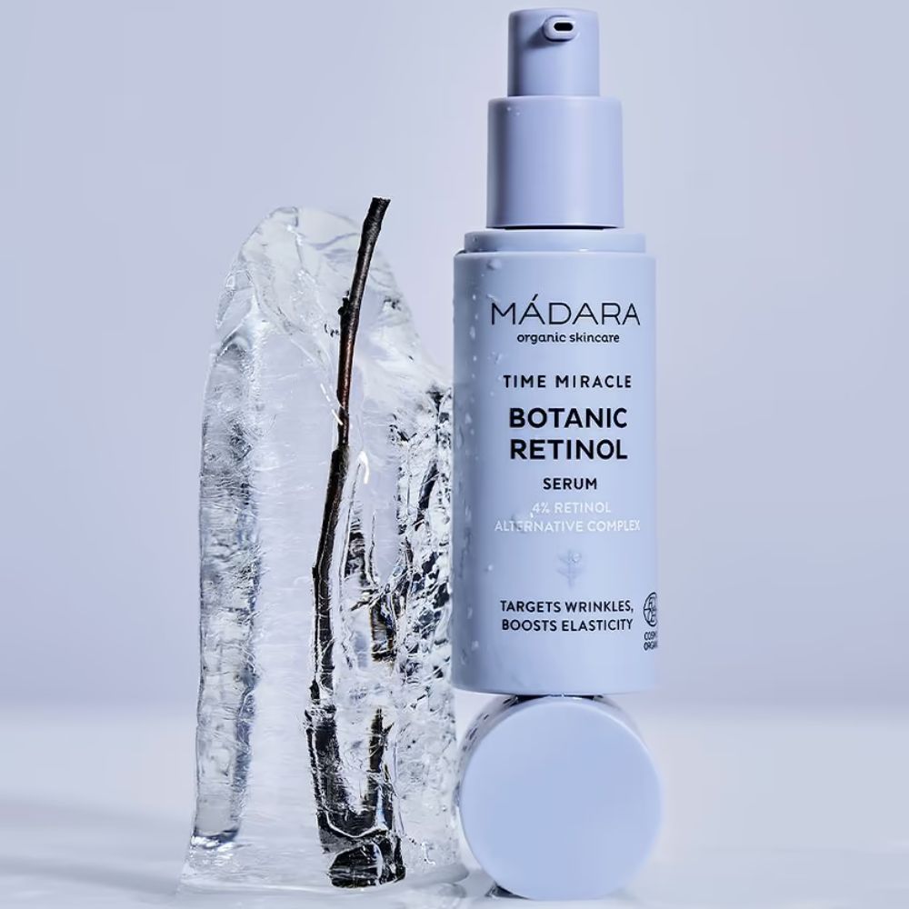 botanic retinol serum madara packaging avec decor givre