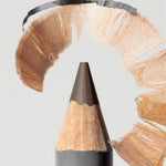 Mine du Crayon yeux marron Mádara