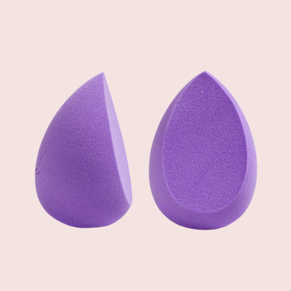 forme derrière et de côté de l'eponge à maquillage