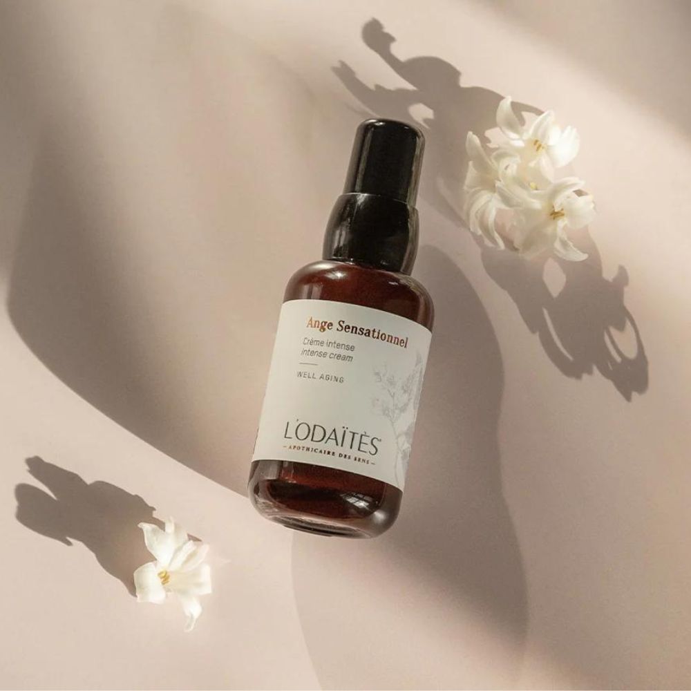 Formulé avec de la sève de datte, de l'huile de pépins de figue de barbarie