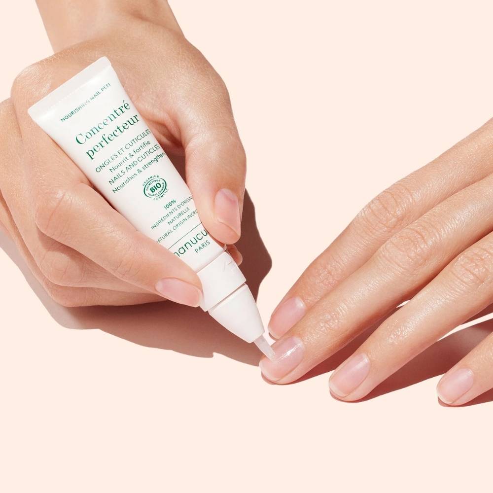 Application du Concentré Perfecteur Manucurist