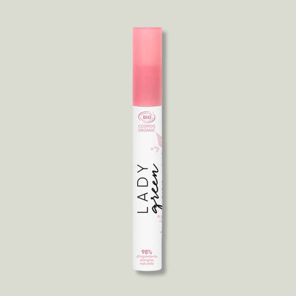 pack shot mascara soin volume lady green noir