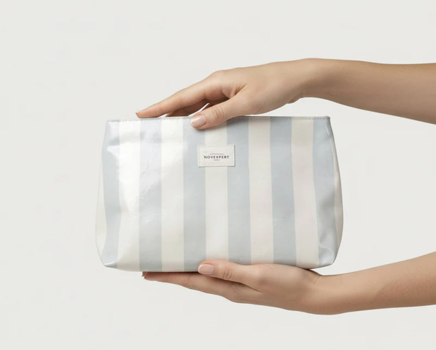 pochette voyage novexpert offerte