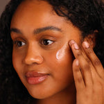 application du sérum esveratrol niacinamide evolve