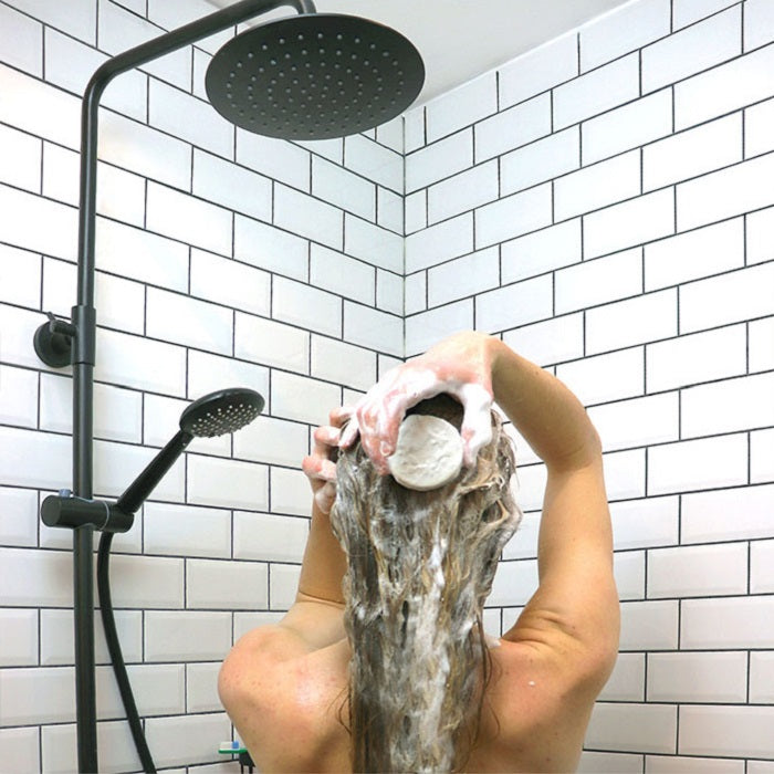 shampoing solide vanille coco lamazuna utilisation sous la douche