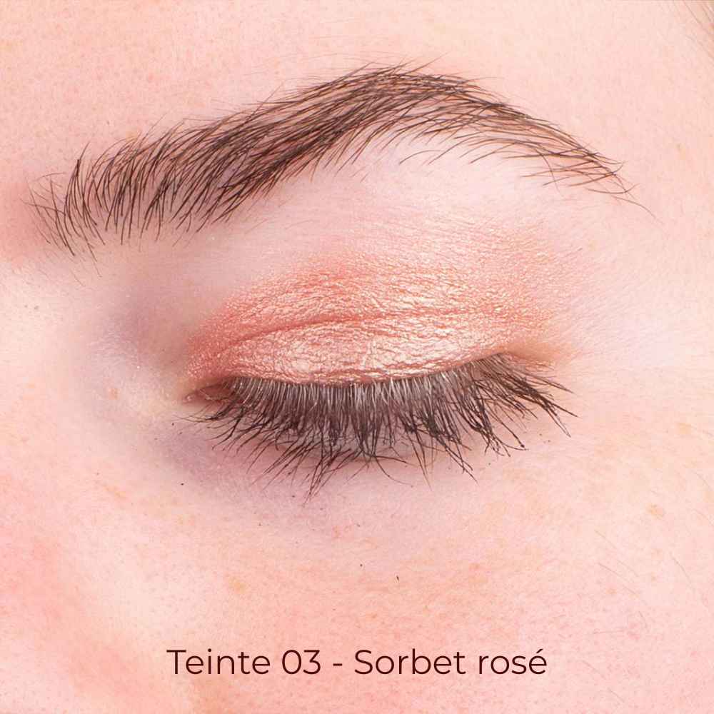 Teinte sorbet rosé portée Fard à paupière La crique